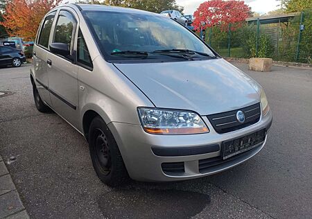 Fiat Idea 1.4 16V Active