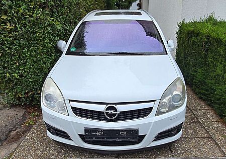 Opel Vectra 2.2 Caravan Cosmo Plus