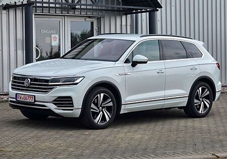 VW Touareg Volkswagen 3.0TDI Elegance/NAVI/LEDER/KAMERA/ACC