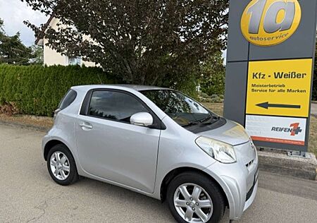 Toyota iQ Basis