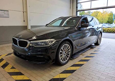 BMW 530 d Sport Line PANO*ACC*AdapLED*DisplKey*Standh