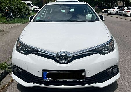 Toyota Auris Selten genutzter 1.2