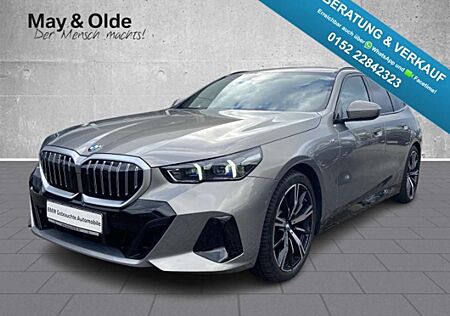 BMW 520 i Touring M Sport AHK Navi HarKar LED ACC