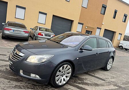 Opel Insignia 1.6 Turbo Sports Tourer Design Edition