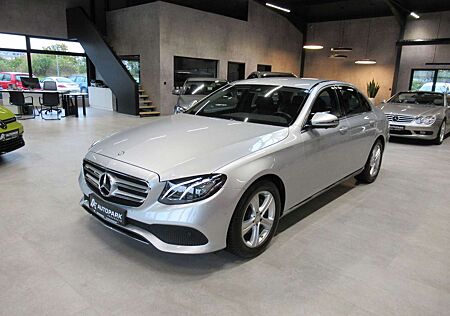 Mercedes-Benz E 220 d Avantgarde LED Navi Widescreen DAB