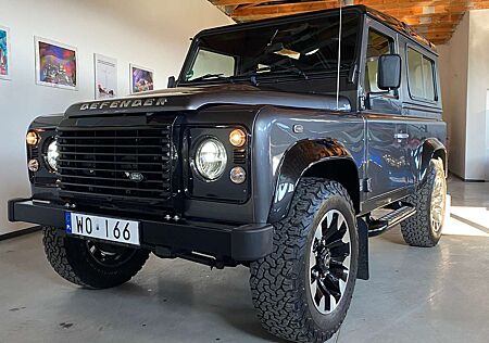 Land Rover Defender 90 Works V8 70th Edition 405 PS 5.0 V8 No38 of 150