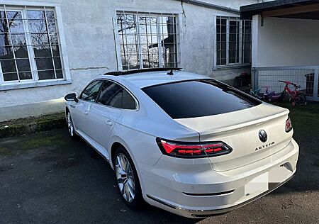 VW Arteon Volkswagen 2.0 TDI SCR DSG Elegance