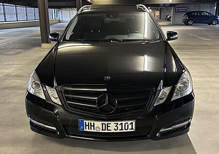 Mercedes-Benz E 250 T CDI DPF 4Matic BlueEFFICIENCY 7G-TRONIC Avantgar