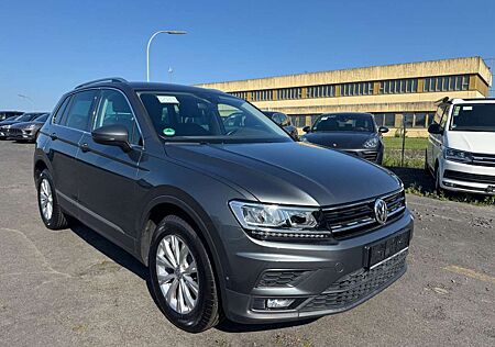 VW Tiguan Volkswagen 4Motion 1.Hand Kamera Navi LED AHK