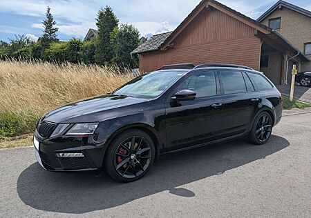 Skoda Octavia Combi 2.0 TDI DSG RS