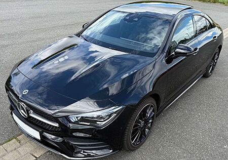 Mercedes-Benz CLA 250 e AMG Line Pano Keyless 19" wie neu !