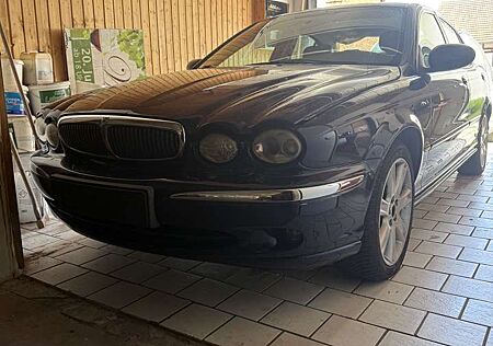 Jaguar X-Type 3.0 V6 4x4 Executive