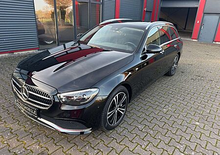 Mercedes-Benz E 450 T 4M Avantgarde Standheizung LEDER LED 360