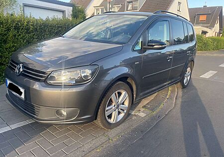 VW Touran Volkswagen Match