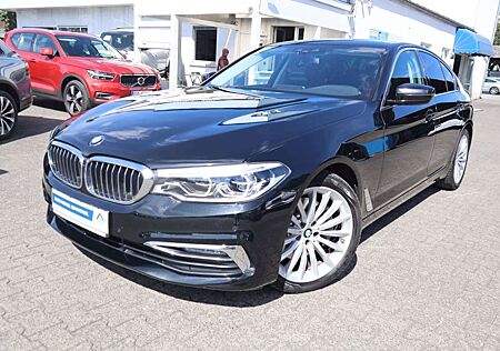 BMW 530d 530 xDrive Aut. Luxury Line|NAVI|LEDER|R-CAM|