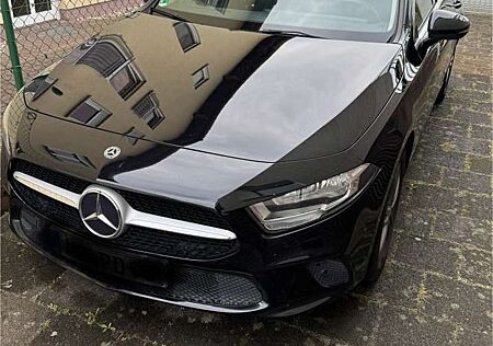 Mercedes-Benz A 200 7G-DCT Progressive