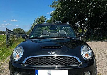 Mini Cooper S Cabrio Top Zustand, inkl. Sommer-&Winzerreifen