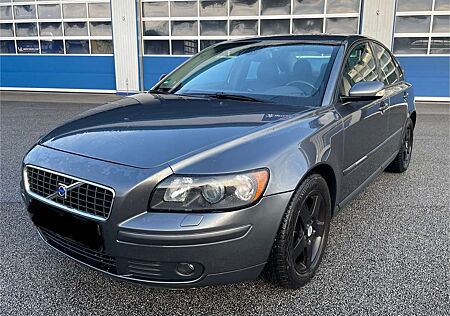 Volvo S40 T5 2,5 Turbo ~ 220 PS ~ Automatik ~ Xenon