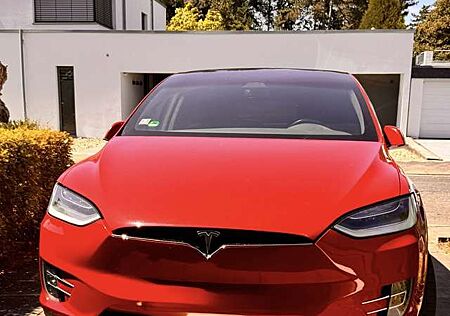 Tesla Model X P90D Allradantrieb
