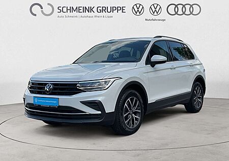 VW Tiguan Volkswagen 1.5 TSI DSG Life Allwetter Navi SHZ