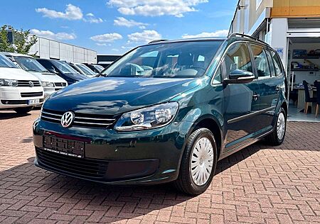 VW Touran Volkswagen 7-SITZE/AHK/STEUERKETTE NEU/1.Hd.n.