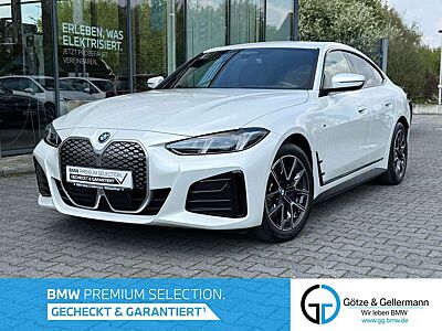 BMW i4 xDrive40 M Sport //HeadUp Stop&Go Adapt.LED