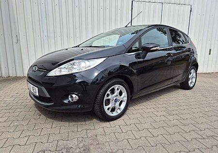 Ford Fiesta Titanium KLIMATRONIC SITZHEIZUNG, TÜV NEU