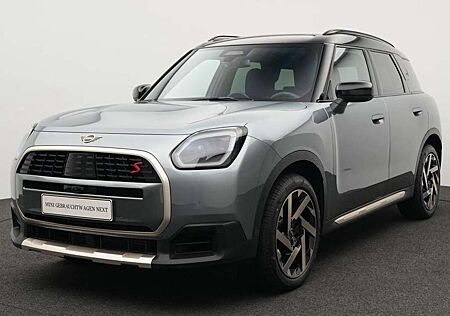 MINI Countryman S All4 Favoured Trim