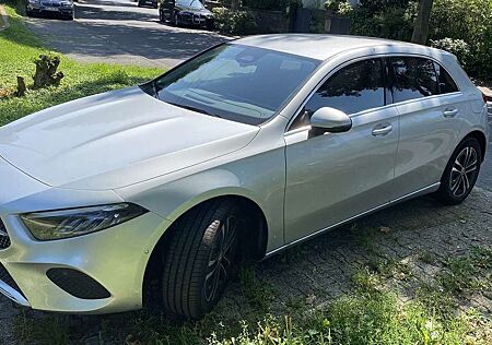 Mercedes-Benz A 180 (177.084)