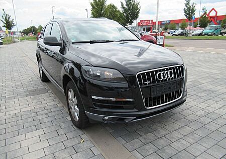 Audi Q7 3.0 TDI quattro*Automatik *7 Sitz*AHK*PDC