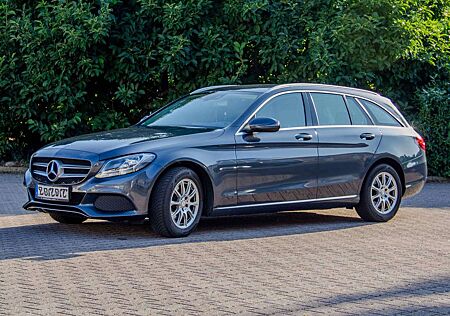 Mercedes-Benz C 200 (BlueTEC) d T Avantgarde