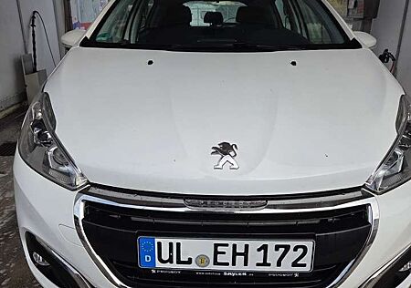 Peugeot 208 PureTech 82 Active
