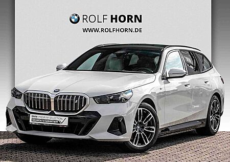 BMW i5 eDrive40 Touring M Sportpaket Panod. h/k HUD