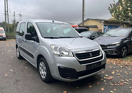 Peugeot Partner gebraucht kaufen Peugeot Partner Tepee Active/Navi/Kamera/5.Sitzer