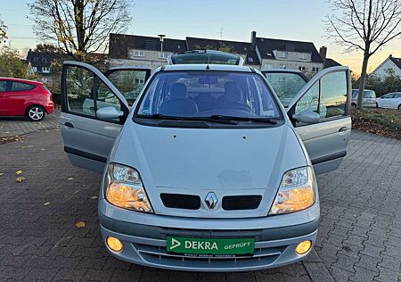 Renault Scenic 1.6 KLIMA. 1. HAND.Rentnerfahrzeug.