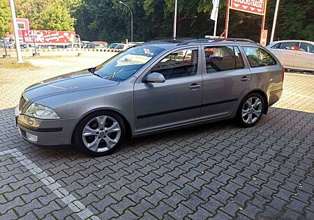 Skoda Octavia Elegance Automatik Klima Navi 2 Hand Neu Tüv