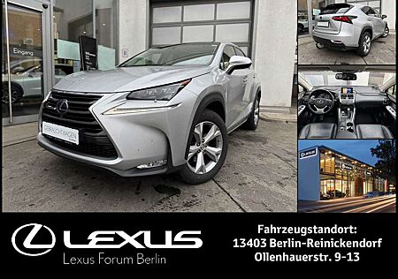 Lexus NX 300 NX 300h NX300h E-FOUR Luxury Line * Standheizung * Anhänge