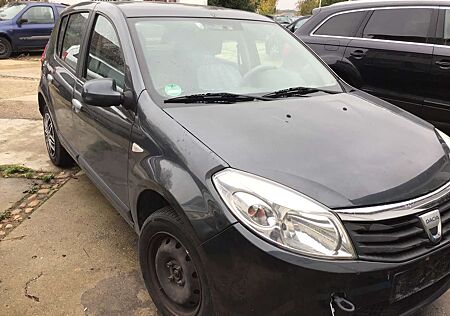 Dacia Sandero Laureate