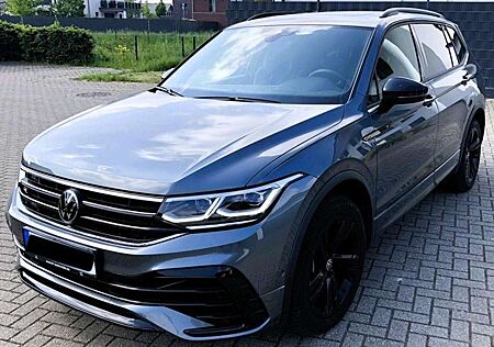 VW Tiguan Allspace Volkswagen 2.0 TDI SCR 4Motion DSG R-Line