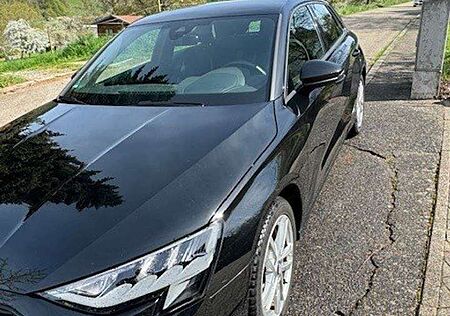 Audi A3 Sportback Diesel 35 TDI connect cockpit ACC