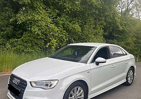 Audi A3 S line 1 Hand Automatik S Tronic