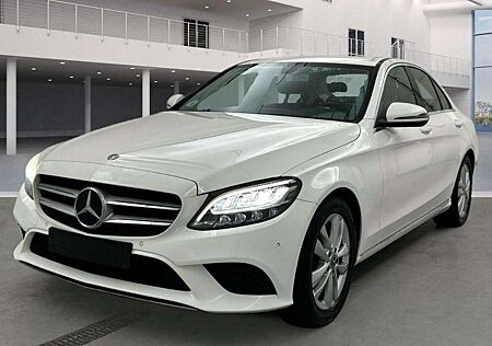 Mercedes-Benz C 220 d Limousine AHK / AUT. / TEMPOMAT / MwSt.