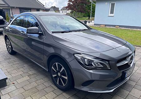 Mercedes-Benz CLA 200 CLA+200+(CDI)+d