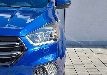 Ford Kuga ST-Line 4x4 Aut/Xenon/Pano/Kam/19"