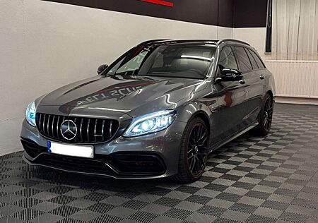 Mercedes-Benz C 63 AMG *Panorama*High-End Sound*NightPaket*
