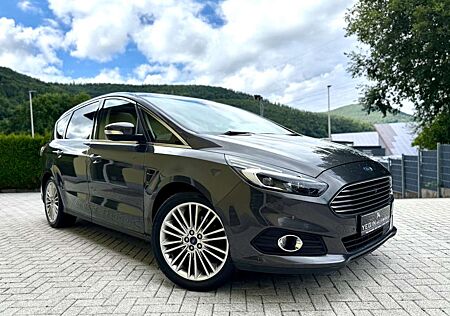 Ford S-Max 2.0 TDCI Aut.Titanium-7-Sitzer-Pano-Kamera