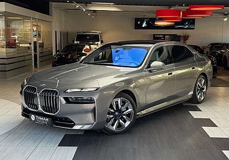 BMW i7 xDrive 60 PanoSKY*Aut-Türen*TheatreScreen*B&W