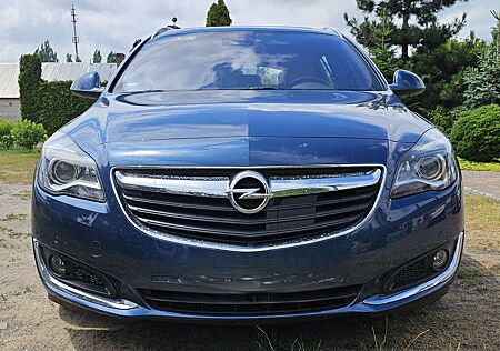 Opel Insignia 2.0 ECOTEC DI Turbo Sports Tourer
