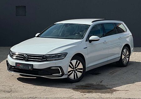 VW Passat Volkswagen GTE Massage Kamera LED ACC SHZ