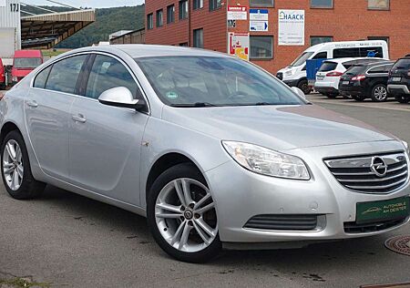 Opel Insignia A Lim.1.8*Edition*NAVI*KLIMA*AHK*PDC*TE